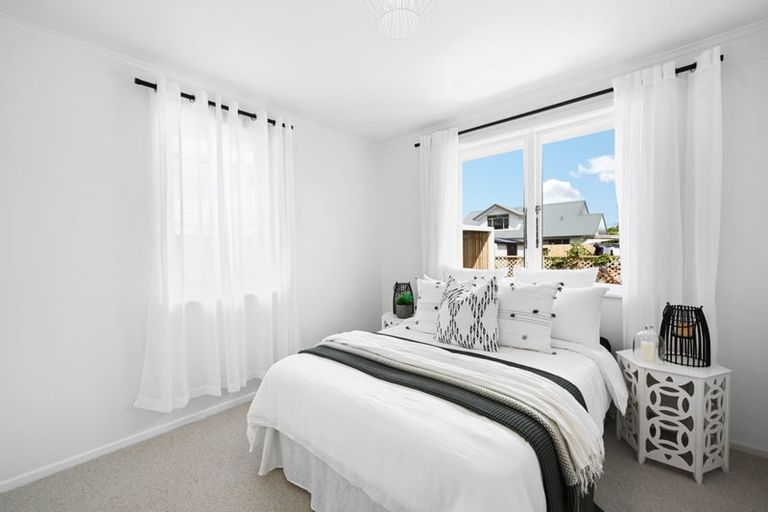 Photo of property in 182 Ngatai Road, Otumoetai, Tauranga, 3110