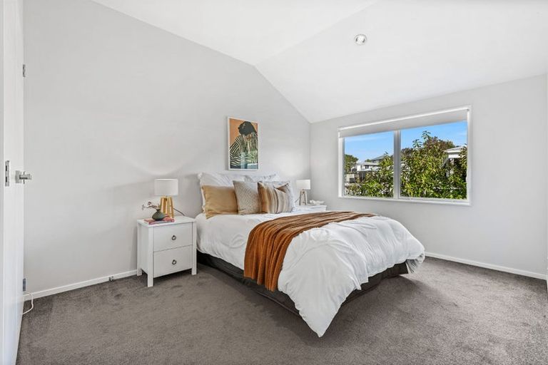 Photo of property in 19b Duncan Avenue, Te Atatu South, Auckland, 0610