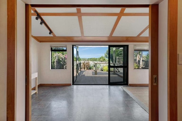 Photo of property in 69 Matai Street, Castlecliff, Whanganui, 4501