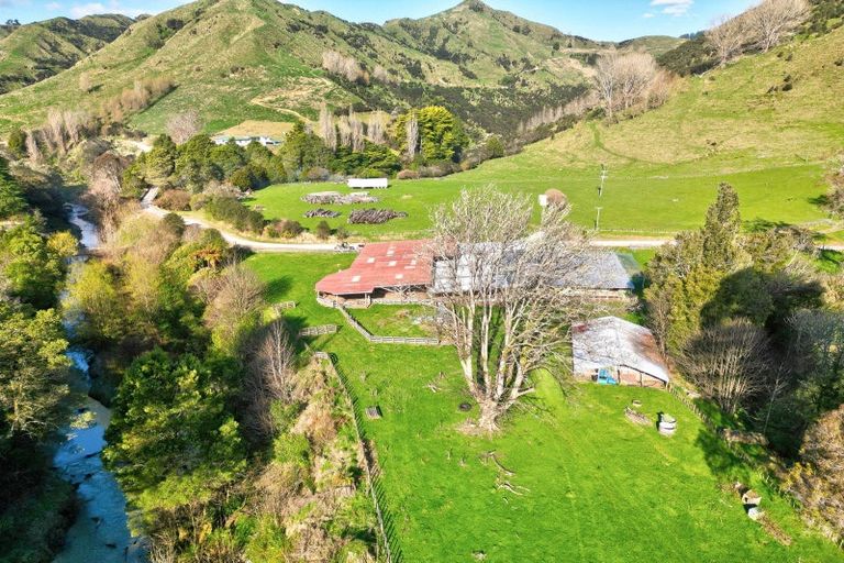 Photo of property in 918 Makakaho Road, Ngamatapouri, 4588