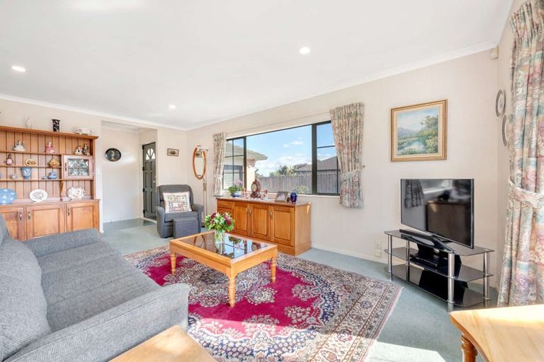 Photo of property in 19 Limerick Place, Dannemora, Auckland, 2016
