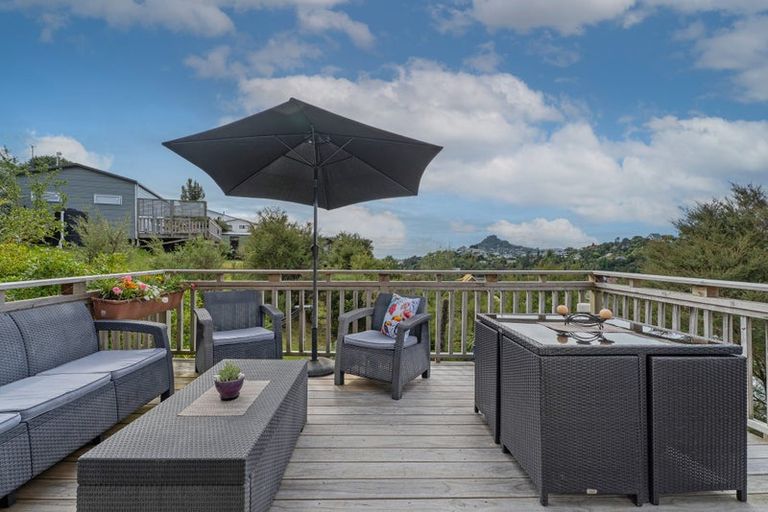 Photo of property in 55 Windsor Drive, Tairua, 3508
