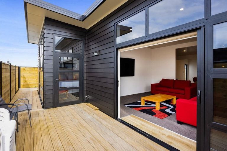 Photo of property in 70a Argyle Street, Hawera, 4610