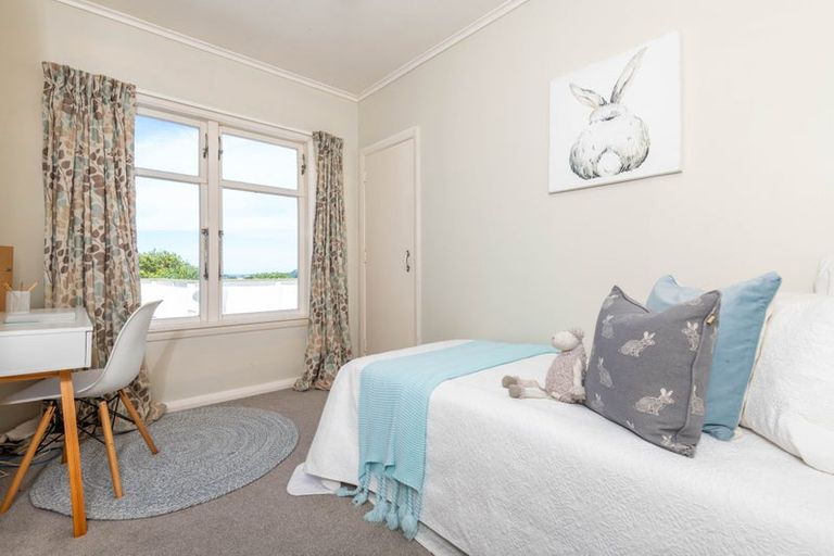 Photo of property in 9 Birch Street, Johnsonville, Wellington, 6037