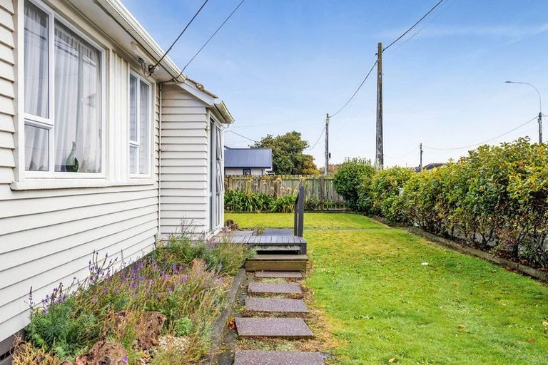 Photo of property in 3 Laurent Vc Street, Hawera, 4610