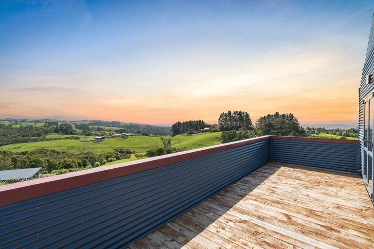 Photo of property in 56 Mcgregor Road, Clevedon, Papakura, 2582