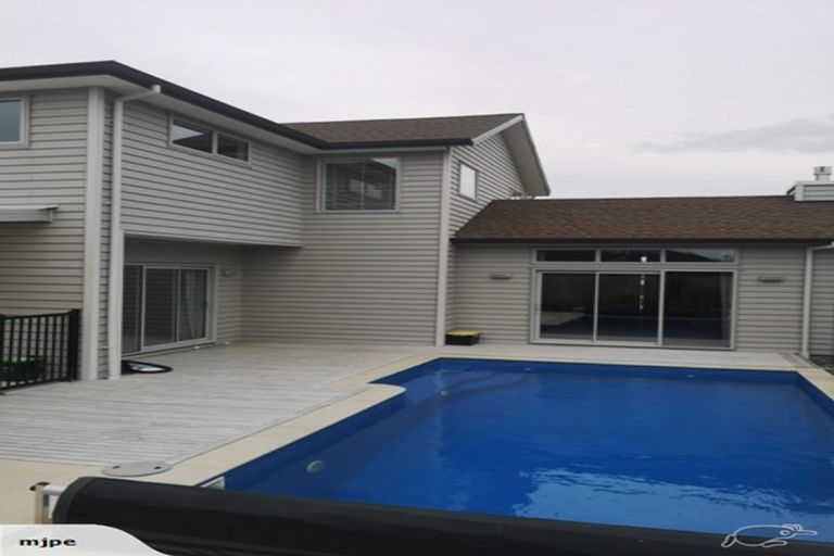 Photo of property in 11 Bianca Court, Karaka, Papakura, 2113