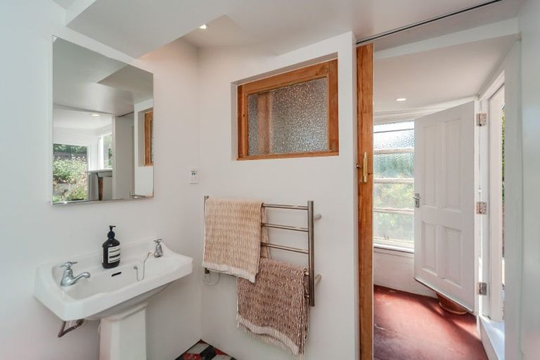 Photo of property in 355 Adelaide Road, Newtown, Wellington, 6021