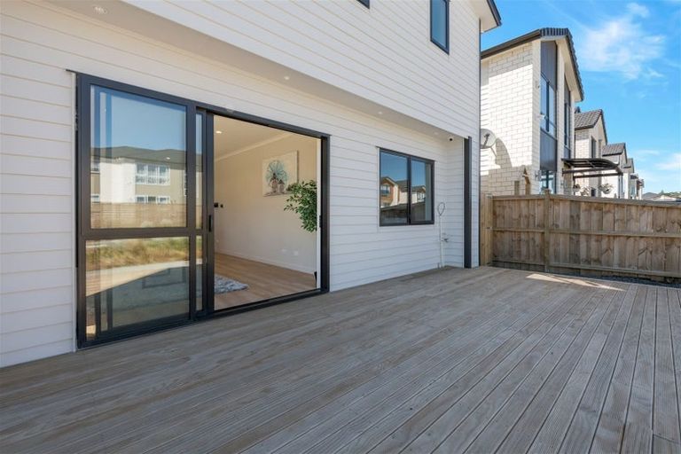 Photo of property in 53 Ksenia Drive, Flat Bush, Auckland, 2019