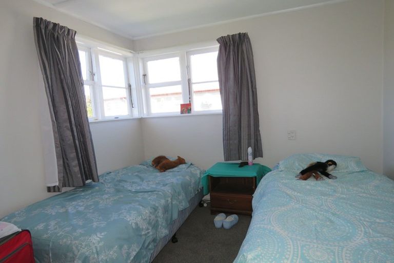 Photo of property in 48 Domett Street, Westport, 7825