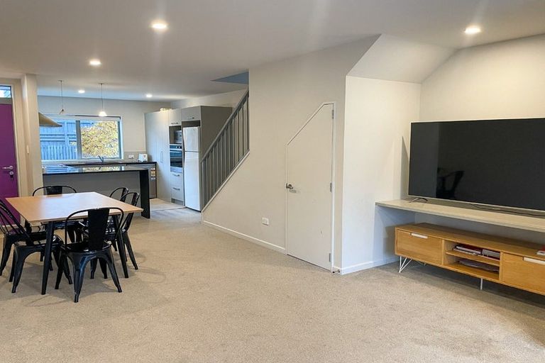 Photo of property in 9 Longueval Lane, Broomfield, Christchurch, 8042