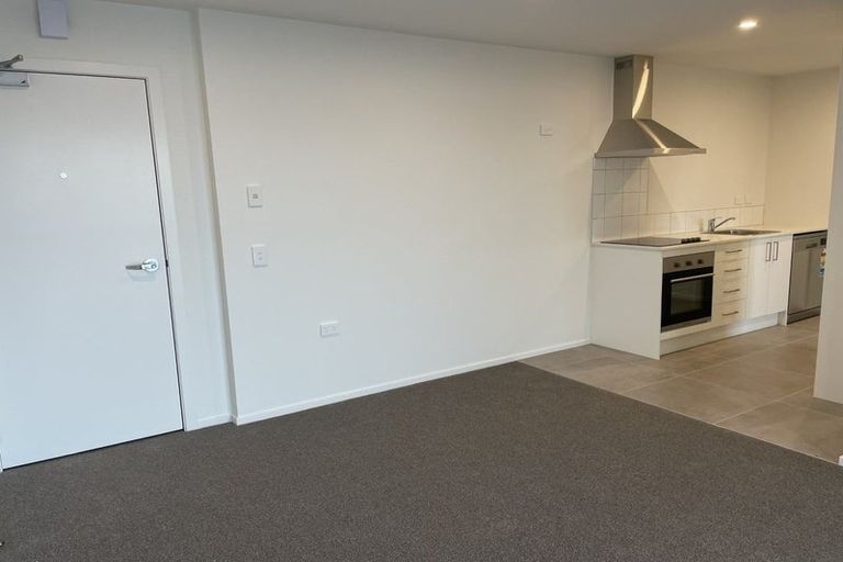 Photo of property in 204/28c Eileen Newey Place, Henderson, Auckland, 0612