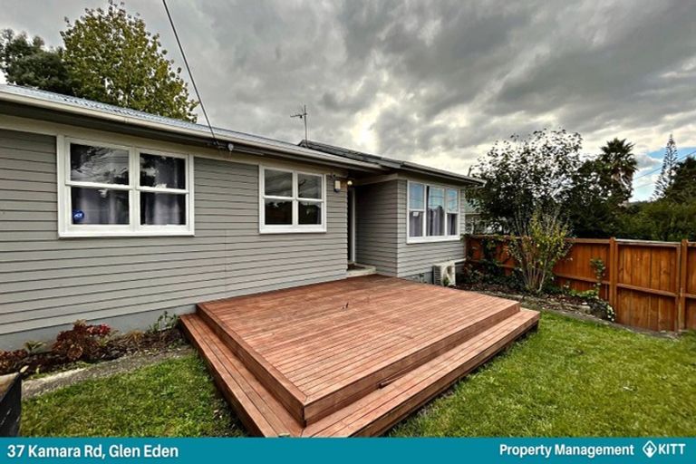 Photo of property in 37 Kamara Road, Glen Eden, Auckland, 0602