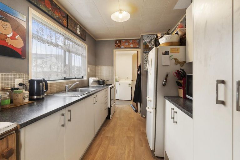 Photo of property in 4 Glenbury Place, Massey, Auckland, 0614