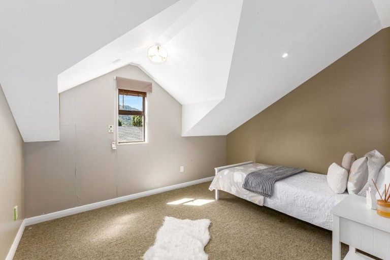 Photo of property in 4 Oxford Crescent, Ebdentown, Upper Hutt, 5018