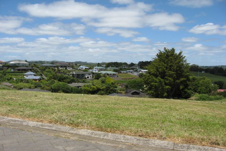 Photo of property in 32 Landscape Road, Pukekohe, 2120
