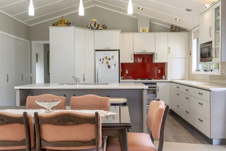 Photo of property in 12 Kurupae Road, Hilltop, Taupo, 3330