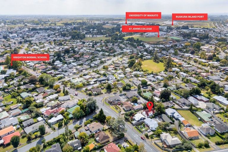 Photo of property in 16 Knighton Road, Hillcrest, Hamilton, 3216