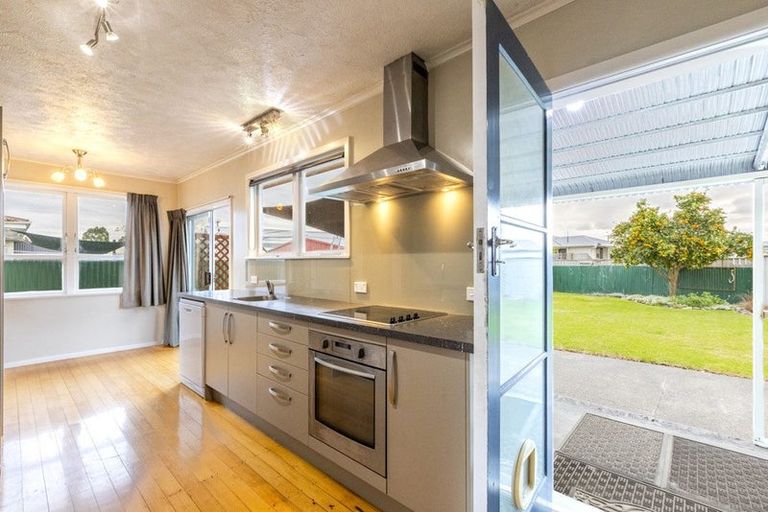 Photo of property in 24 Merton Crescent, Pirimai, Napier, 4112