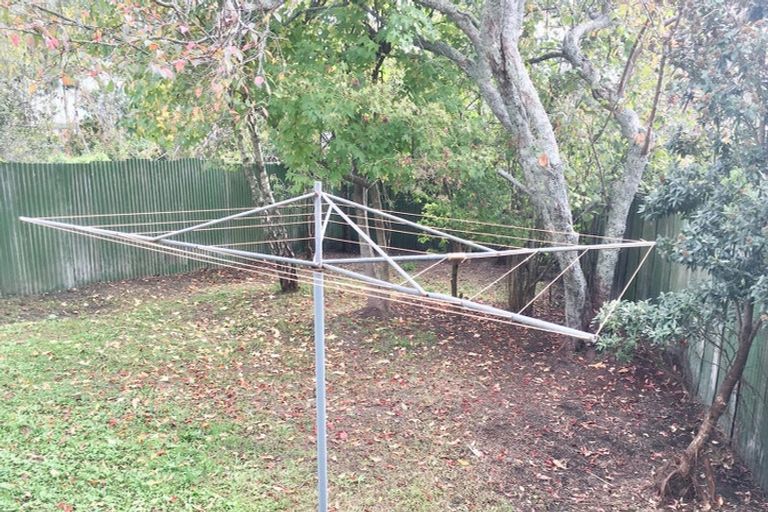 Photo of property in 27 Forest Hill Road, Henderson, Auckland, 0612