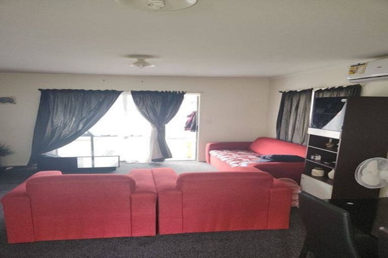 Photo of property in 6 Clark Street, Manurewa, Auckland, 2102