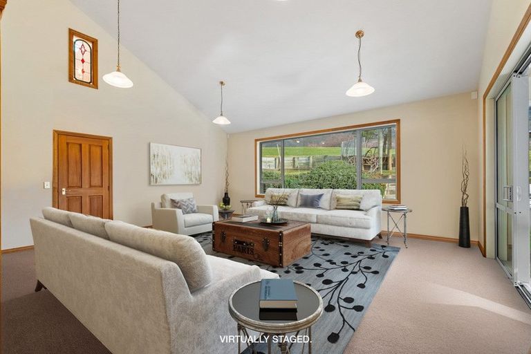 Photo of property in 1 Hollyhock Lane, Wanaka, 9305