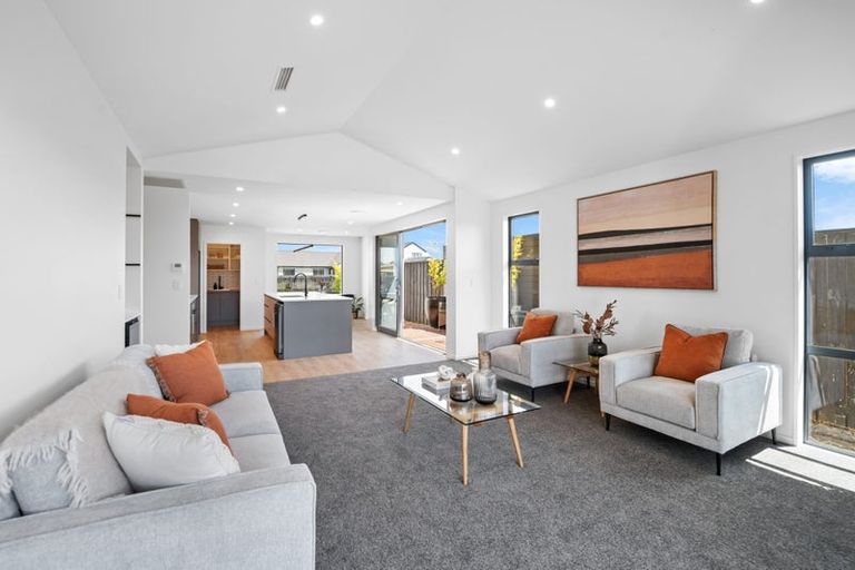 Photo of property in 96 Stationmasters Way, Prebbleton, 7604