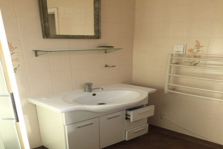 Photo of property in 87 Majoribanks Street, Mount Victoria, Wellington, 6011