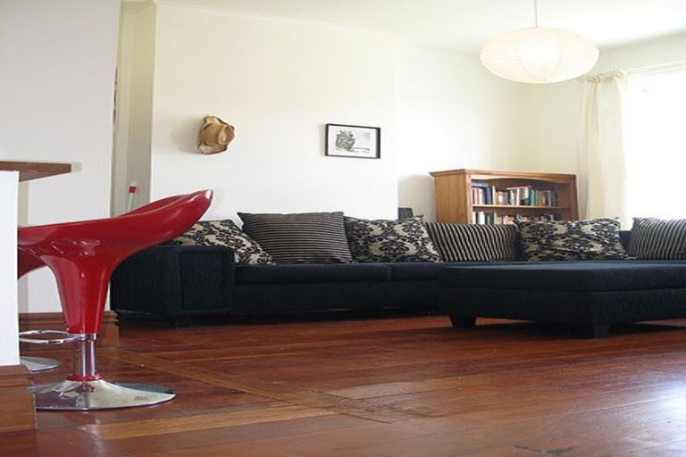 Photo of property in 1 Riddiford Street, Newtown, Wellington, 6021