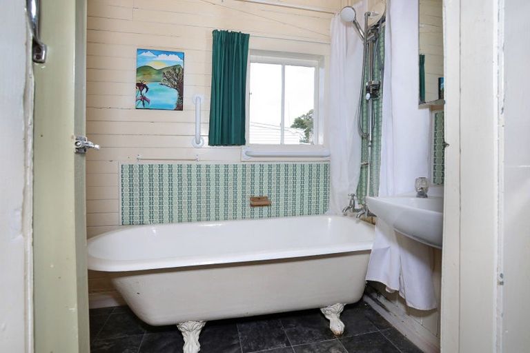 Photo of property in 62 Pukepapa Road, Marton, 4710