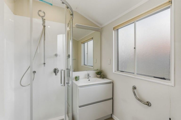 Photo of property in 26 Beach Haven Place, Paraparaumu Beach, Paraparaumu, 5032