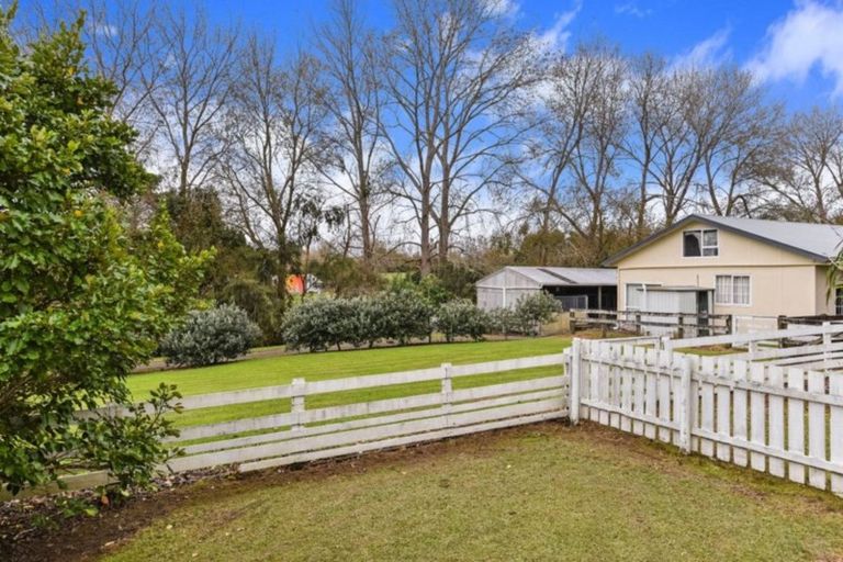Photo of property in 1153 Dairy Flat Highway, Dairy Flat, 0794