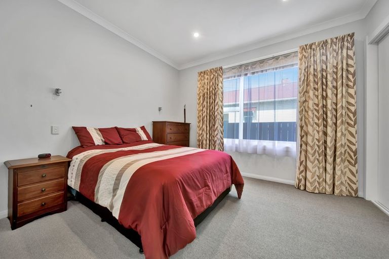 Photo of property in 30 Puriri Street, Hawera, 4610