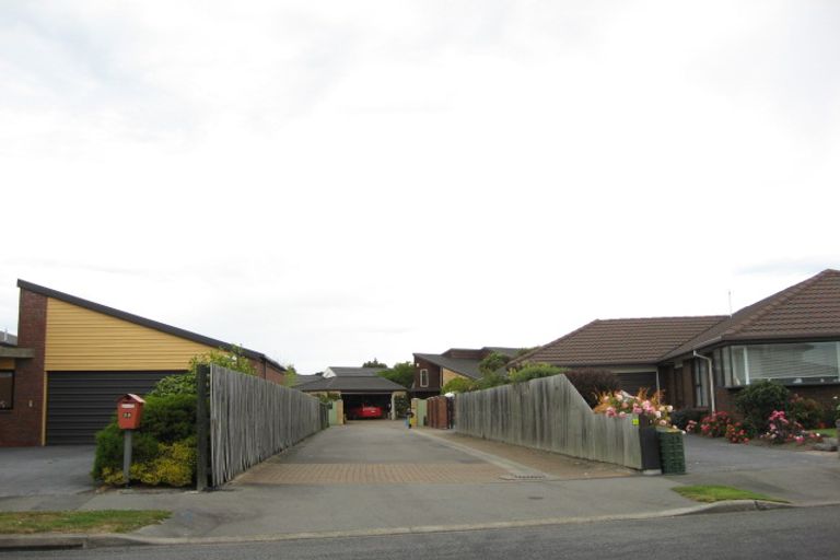 Photo of property in 24a Mervyn Drive, Avondale, Christchurch, 8061