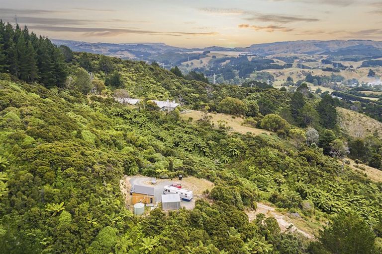 Photo of property in 522 Paremata Haywards Road, Judgeford, Porirua, 5381