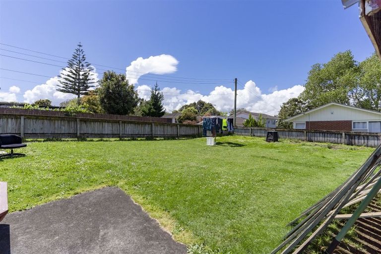 Photo of property in 39 Christmas Road, Manurewa, Auckland, 2102