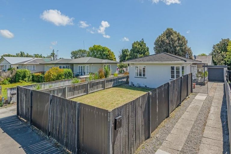 Photo of property in 17 Nottingham Avenue, Awapuni, Palmerston North, 4412