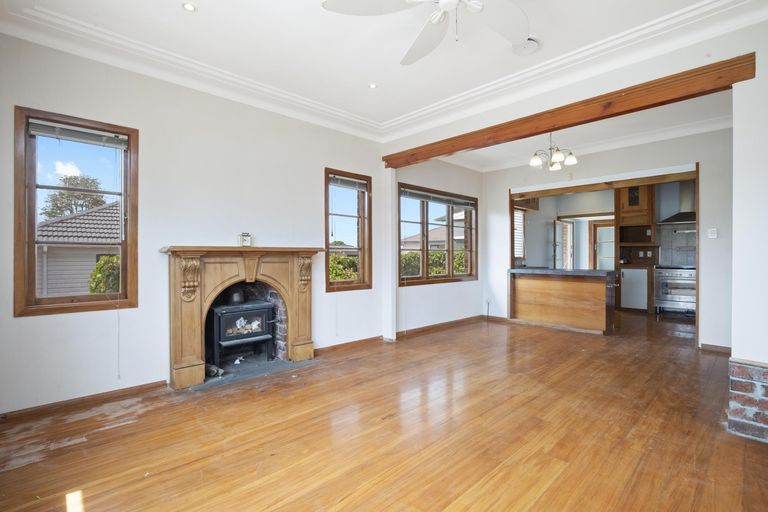 Photo of property in 31 Fitzroy Street, Papatoetoe, Auckland, 2104