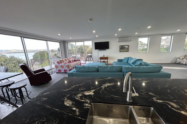 Photo of property in 2/51 Dive Crescent, Tauranga, 3110