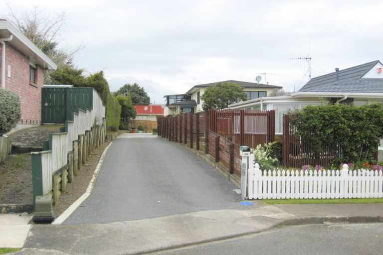 Photo of property in 11 Regal Street, Levin, 5510