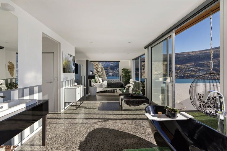 Photo of property in 292 Peninsula Road, Kawarau Falls, Queenstown, 9300