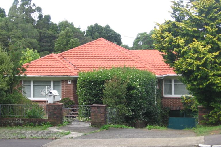 Photo of property in 230 Godley Road, Titirangi, Auckland, 0604