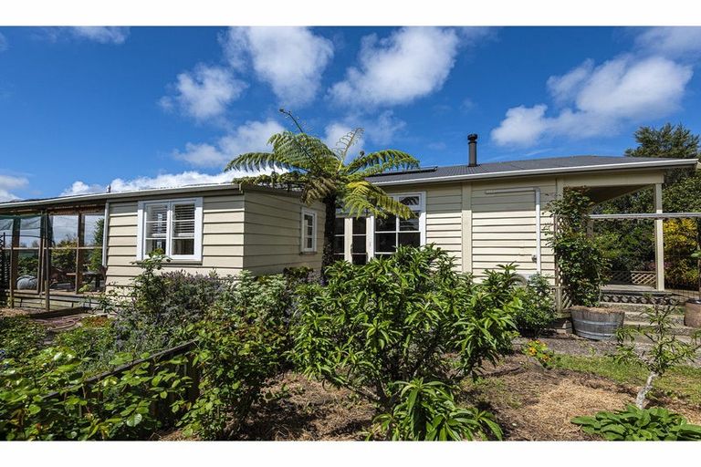 Photo of property in 63 Simpson Road, Ruawai, 0591