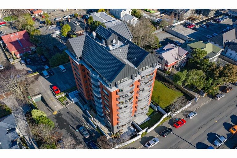 Photo of property in Gloucester Towers, 12/28 Gloucester Street, Christchurch Central, Christchurch, 8013
