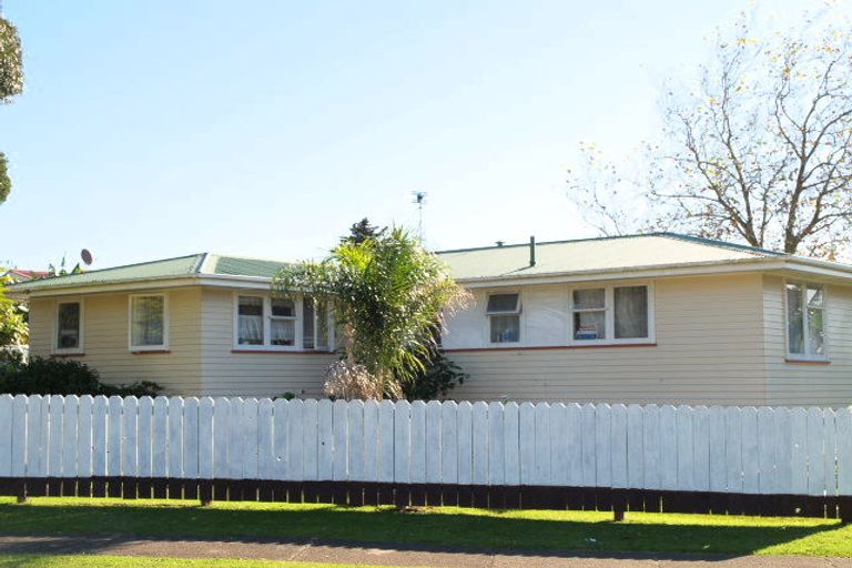 Photo of property in 87 Ferguson Street, Mangere East, Auckland, 2024