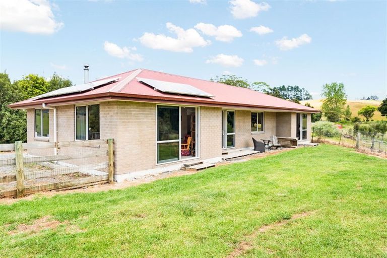 Photo of property in 6 Tavinor Road, Otaika, Whangarei, 0170