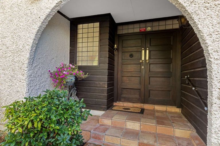 Photo of property in 19 Ashburn Lane, Awapuni, Palmerston North, 4412