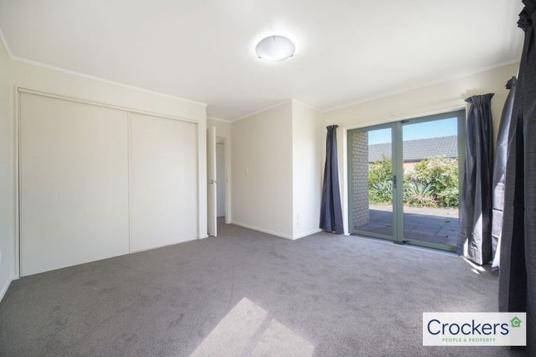 Photo of property in 30 Kona Crescent, Henderson, Auckland, 0610