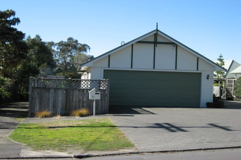 Photo of property in 2/65 Simla Avenue, Havelock North, 4130