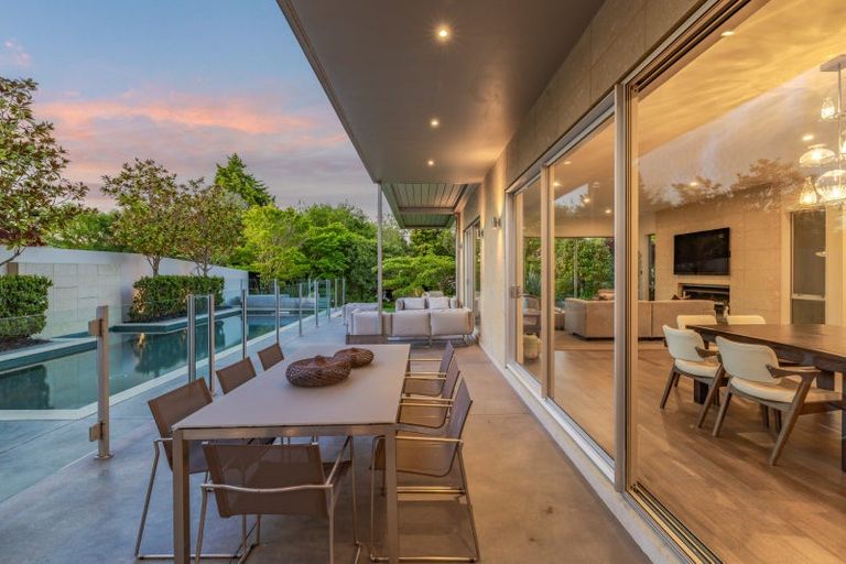 Photo of property in 45 Waiwetu Street, Fendalton, Christchurch, 8052